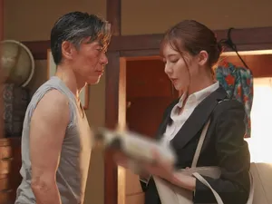ĐỒ CHƠI TÌNH DỤC PHUN XỊT: Bà già MILF phun nước rất nhiều. Phun ít: 0,3 & 1,2 Phun cực mạnh: 3,0 & 4,3